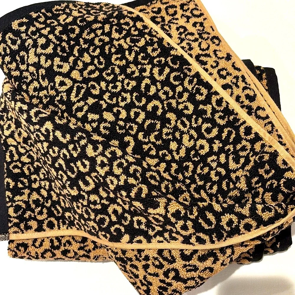 New Oversized Rachel Zoe Leopard Cheetah